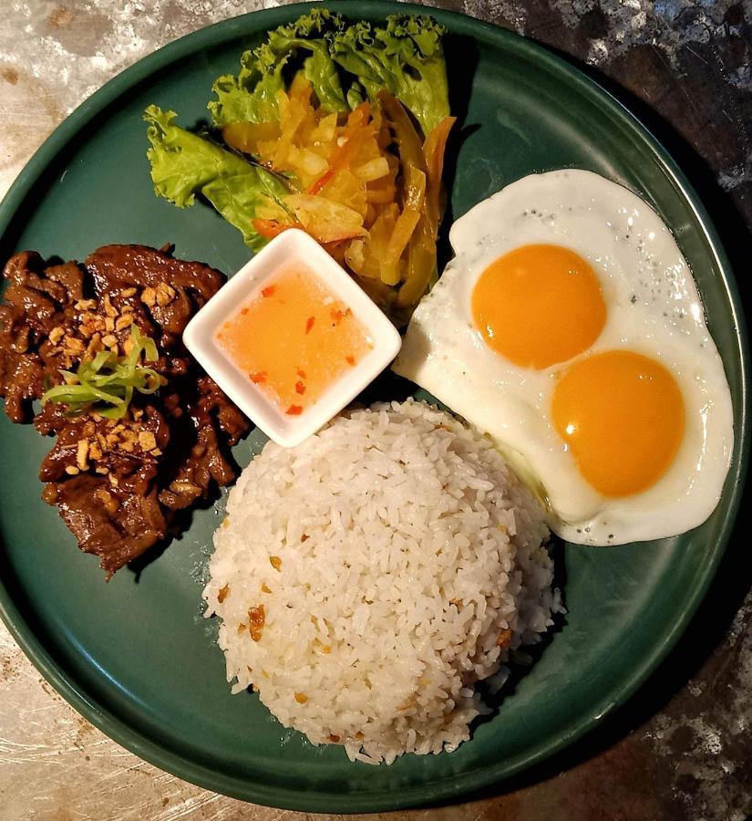 นิกิ นิกิ ทู บีช รีสอร์ท Balabag  ภายนอก รูปภาพ